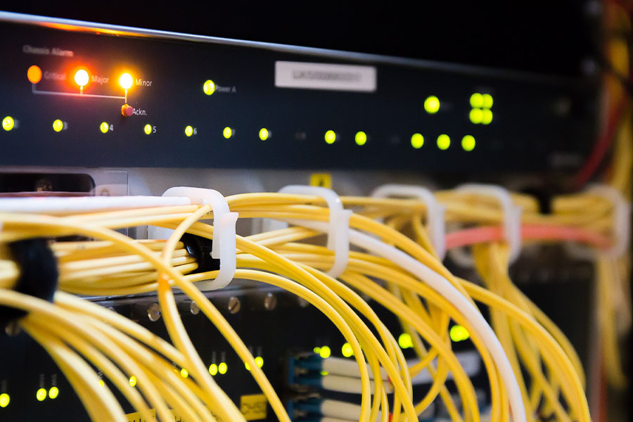 How Does T-Mobile’s New Broadband Service Help Customers and the Tech Industry?